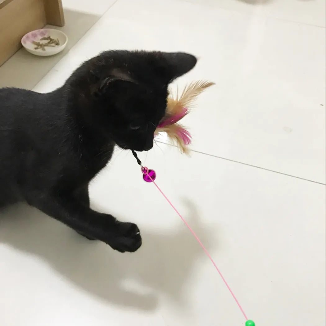 1Pc Cat Toy Stick Feather Wand With Bell Mouse Cage Toys, Plastic Artificial Colorful Cat Teaser Toy, Random Color